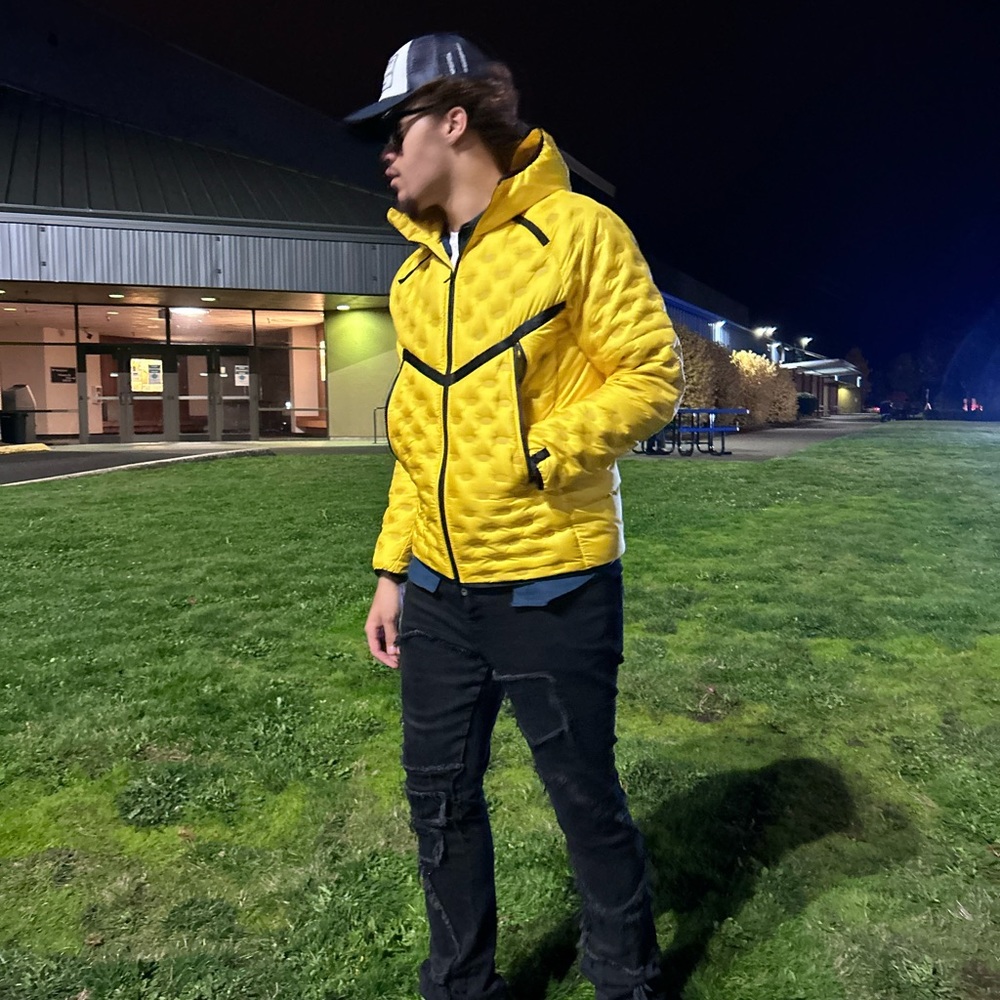 Nike tech puffer coat sample